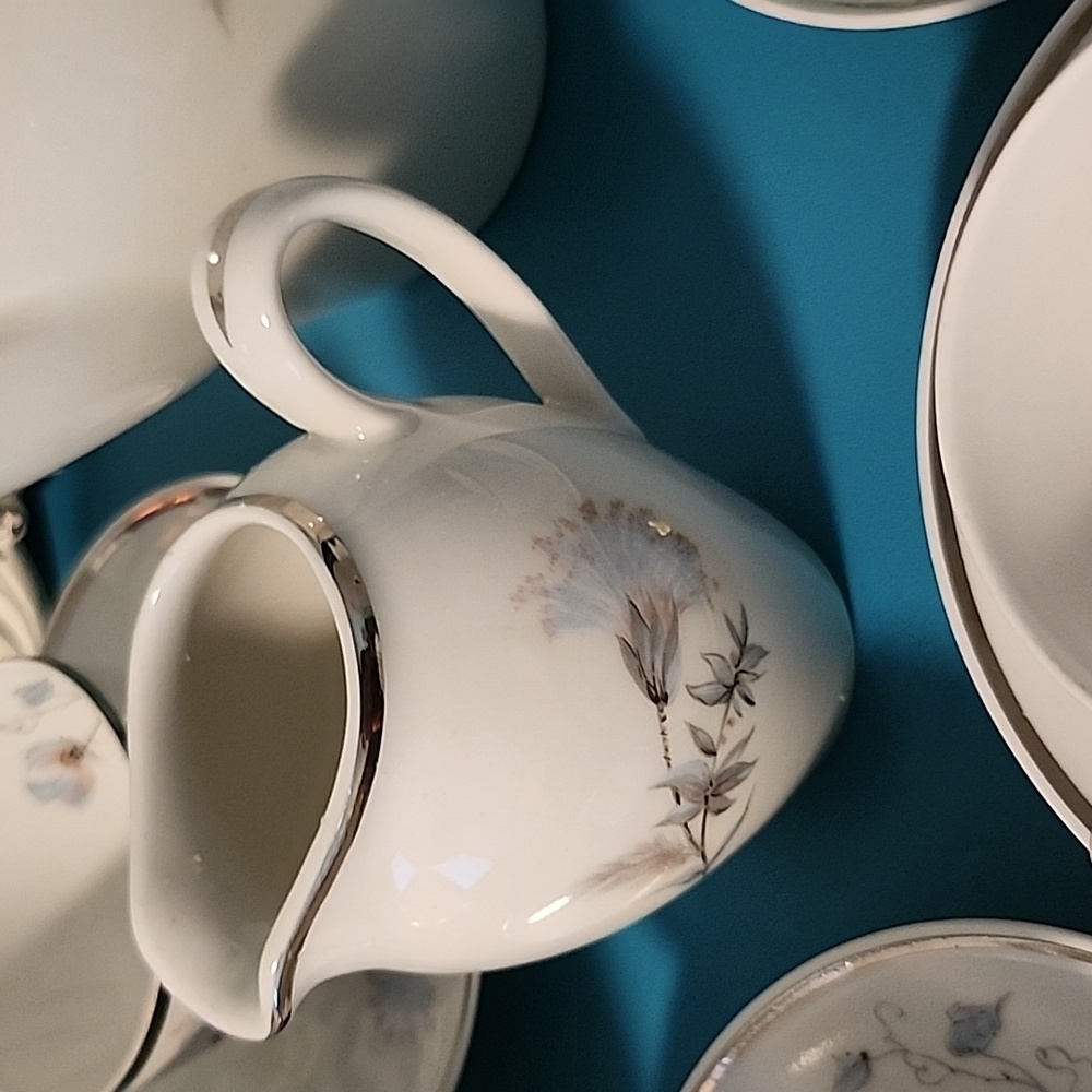 Vintage 4 Piece Setting Tea Set Porcelain Made In Mexico - Picture 6 of 11